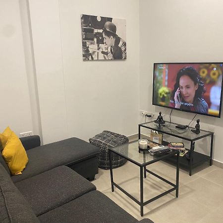 Modern City Center Apartment Saripolou 2 Limassol Eksteriør billede