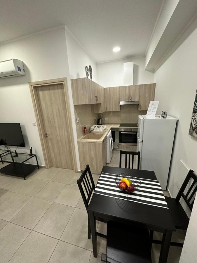 Modern City Center Apartment Saripolou 2 Limassol Eksteriør billede